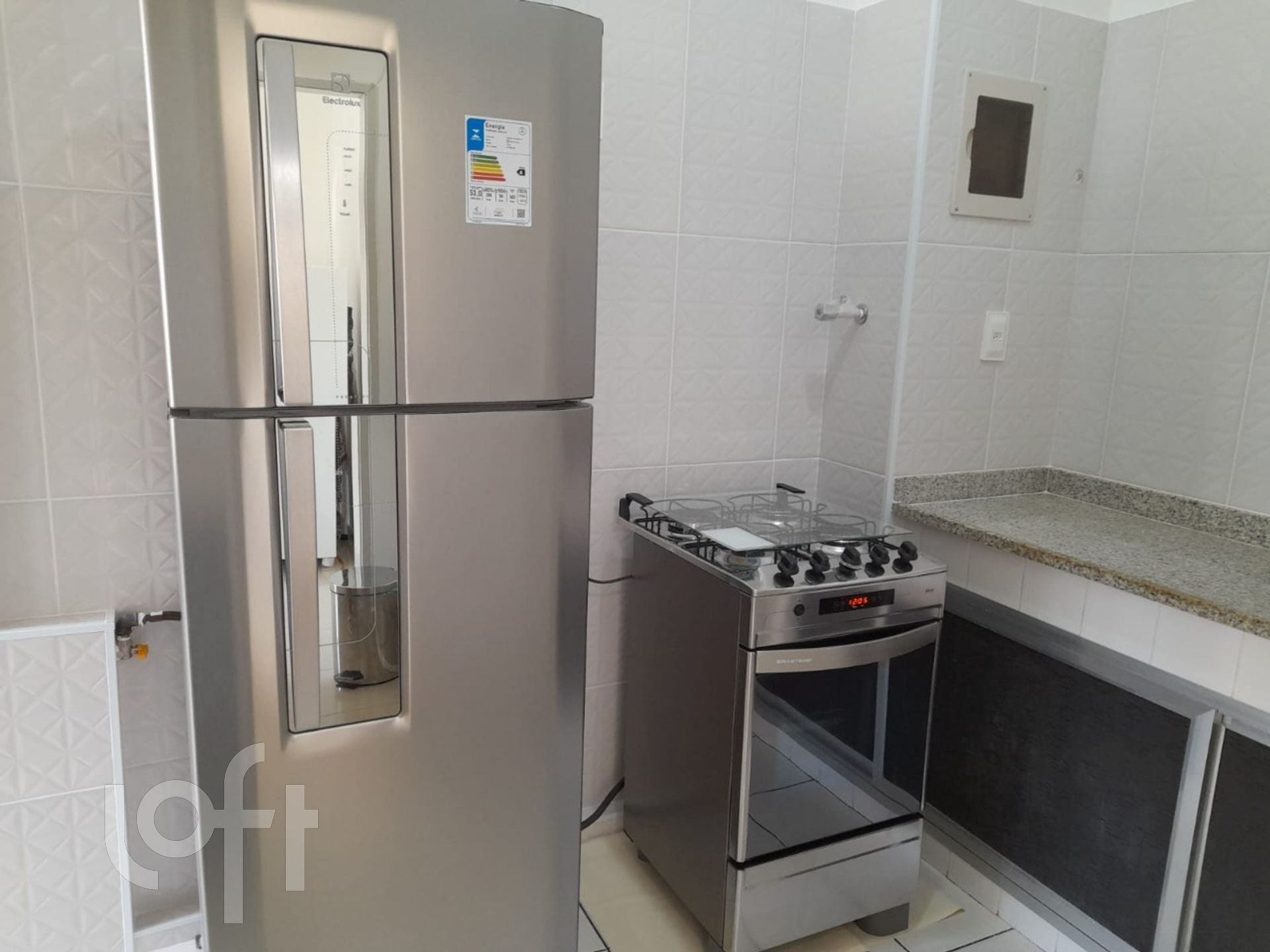 Apartamento à venda com 2 quartos, 70m² - Foto 19