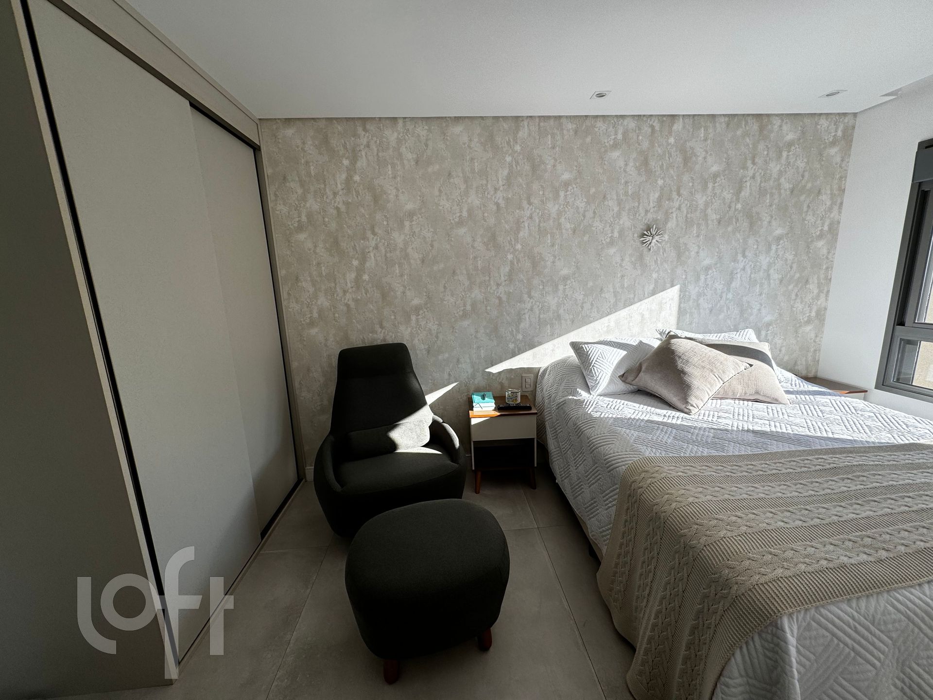 Apartamento à venda com 2 quartos, 79m² - Foto 21