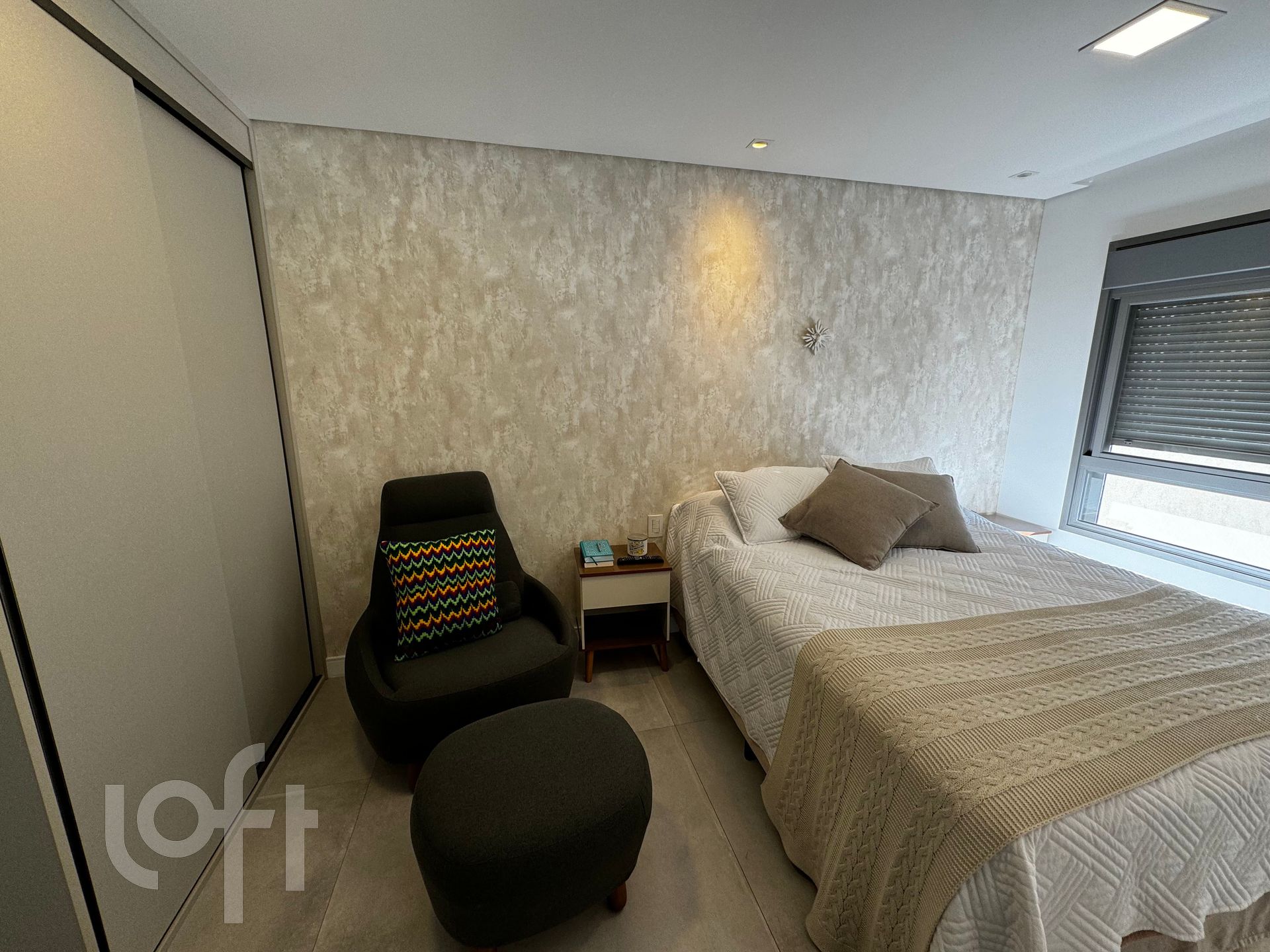 Apartamento à venda com 2 quartos, 79m² - Foto 27