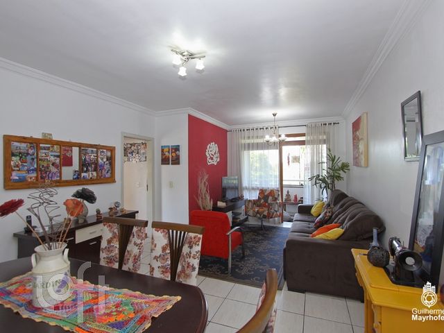 Apartamento com 120m², 3 dormitórios, 1 suíte, 3 vagas, Vila Ipiranga em Porto Alegre