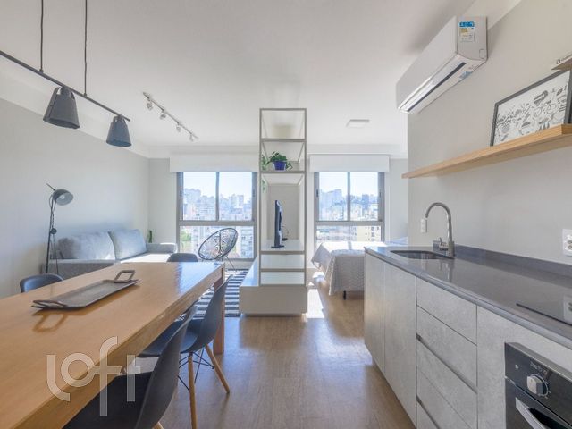 Apartamento com 46m², 1 dormitório, 1 vaga, Cidade Baixa em Porto Alegre