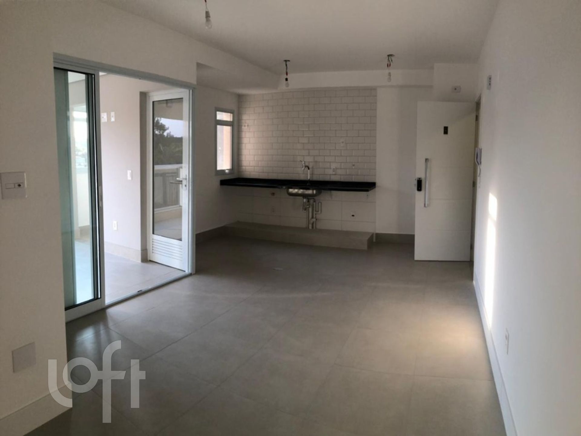 Apartamento à venda com 2 quartos, 67m² - Foto 8