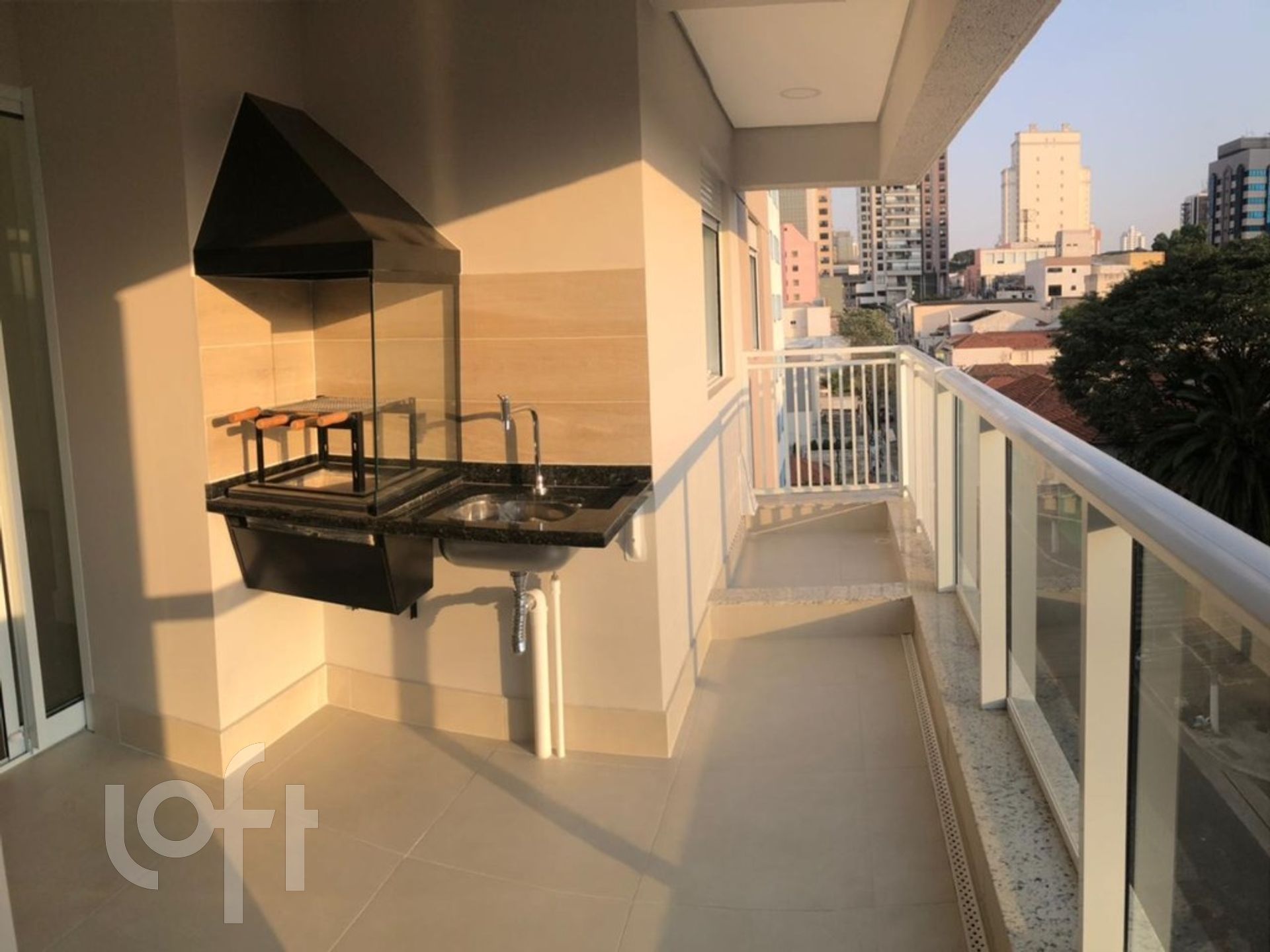 Apartamento à venda com 2 quartos, 67m² - Foto 3