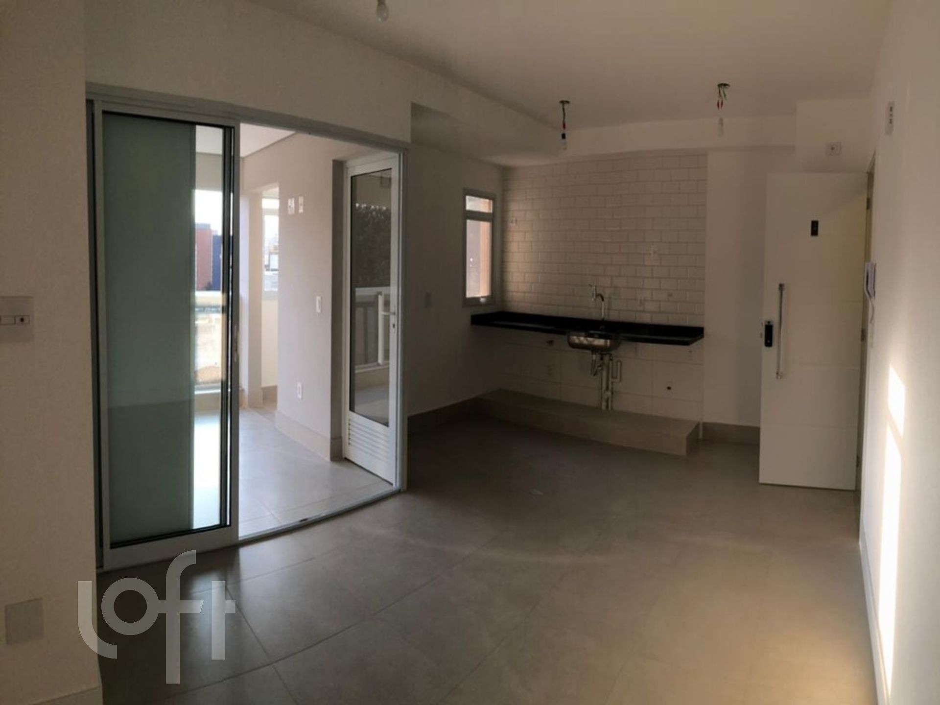 Apartamento à venda com 2 quartos, 67m² - Foto 7