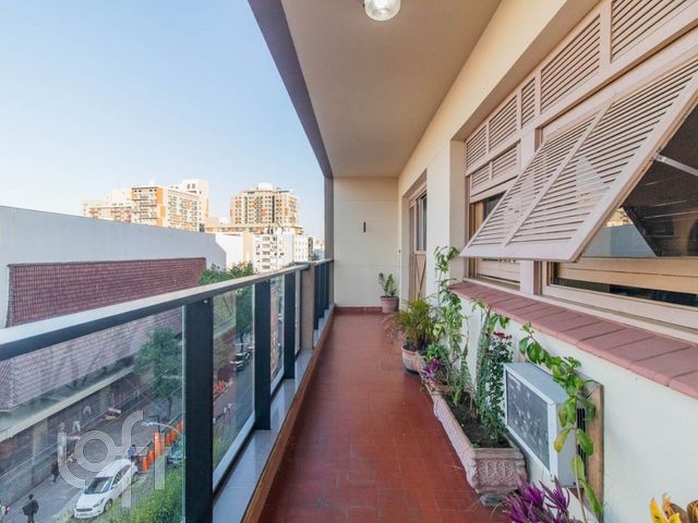 Apartamento com 145m², 3 dormitórios, 1 vaga, Cidade Baixa em Porto Alegre
