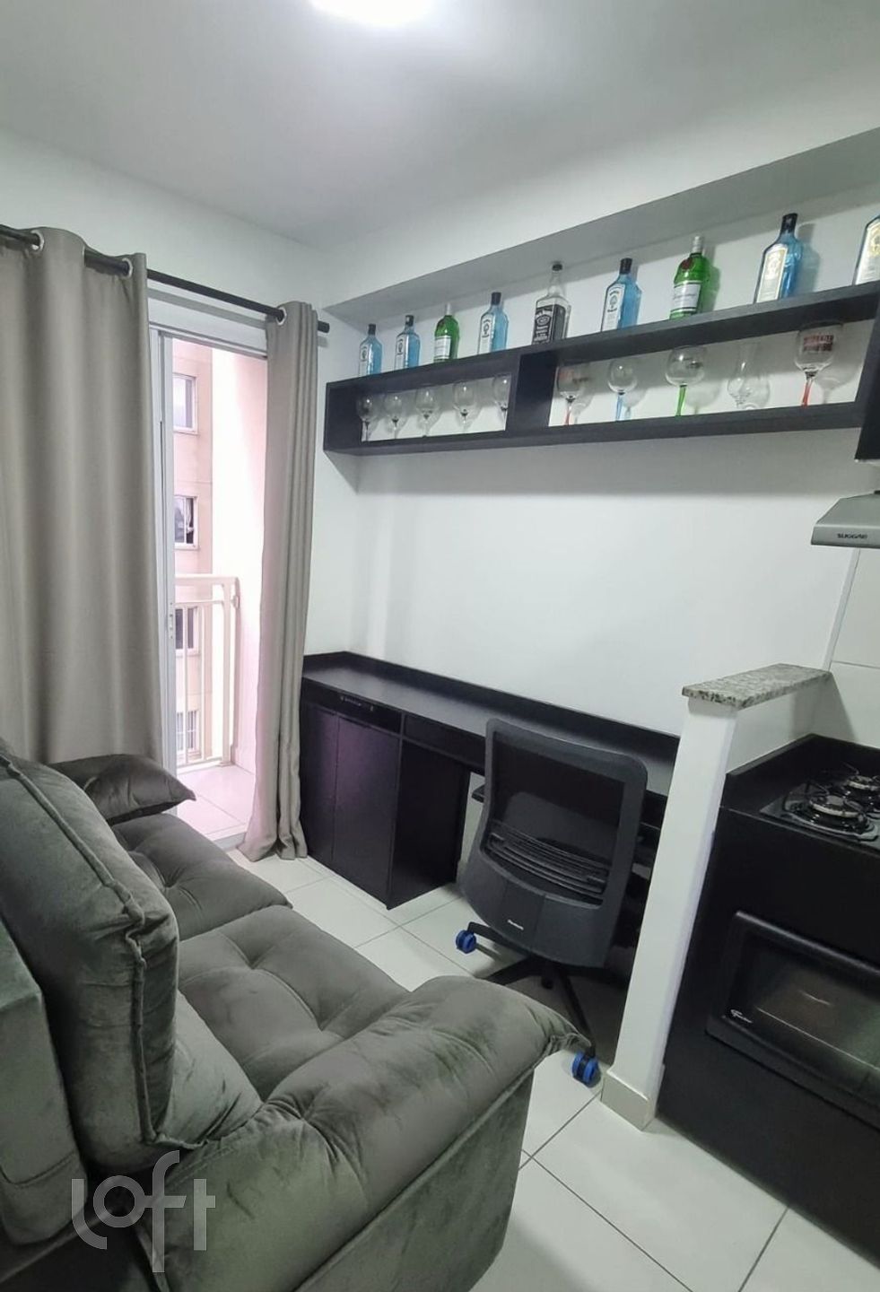 Apartamento à venda com 1 quarto, 30m² - Foto 2