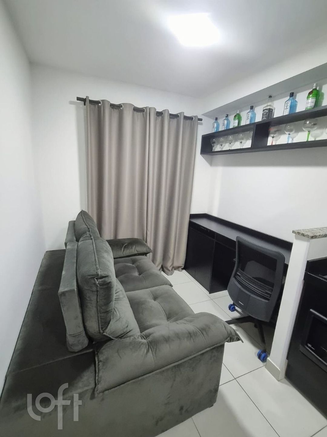 Apartamento à venda com 1 quarto, 30m² - Foto 1