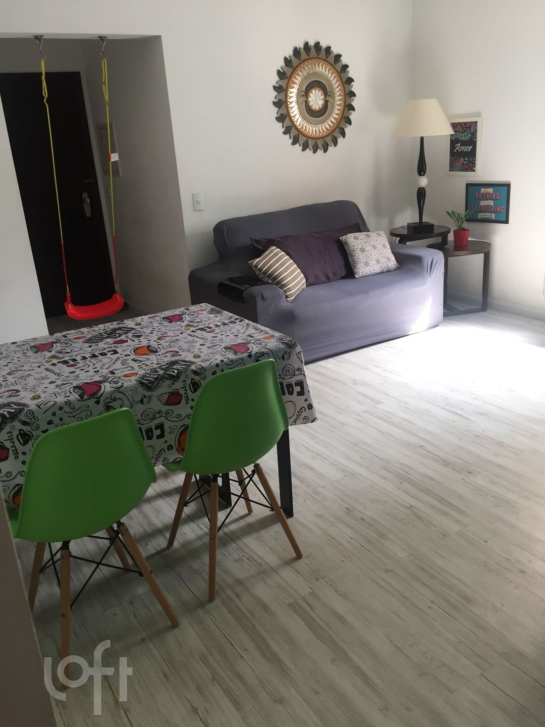 Apartamento à venda com 2 quartos, 70m² - Foto 1