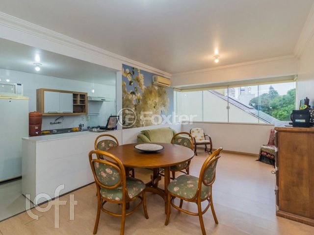 Apartamento com 68m², 2 dormitórios, 1 suíte, 2 vagas, Jardim Botânico em Porto Alegre