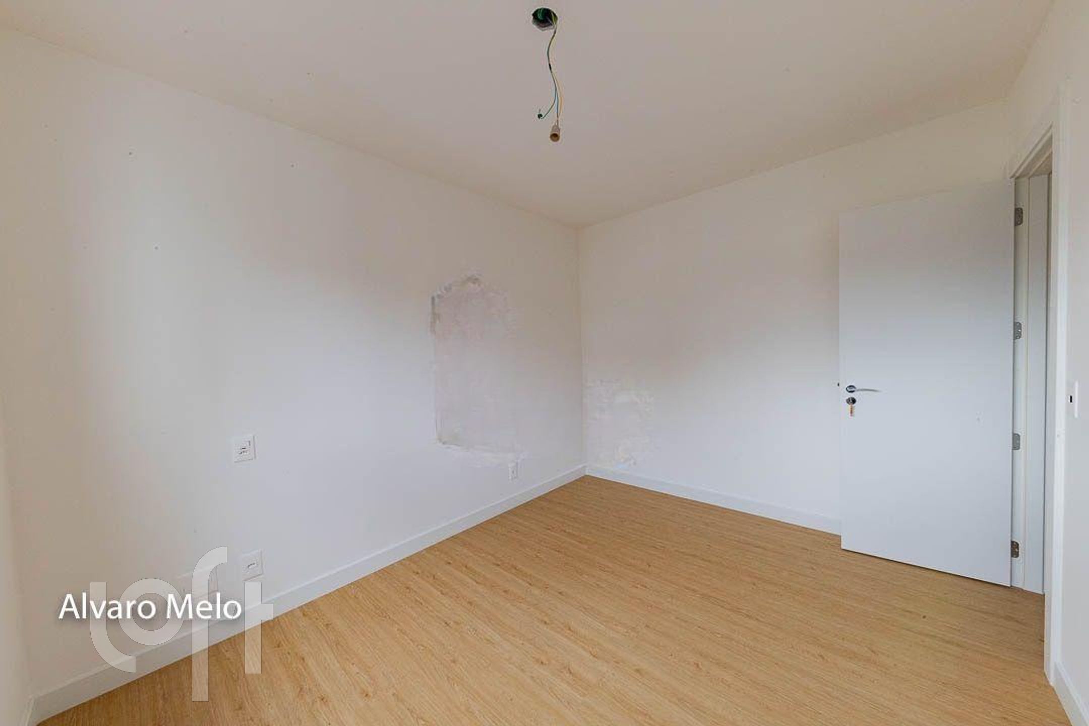 Apartamento à venda com 3 quartos, 86m² - Foto 18