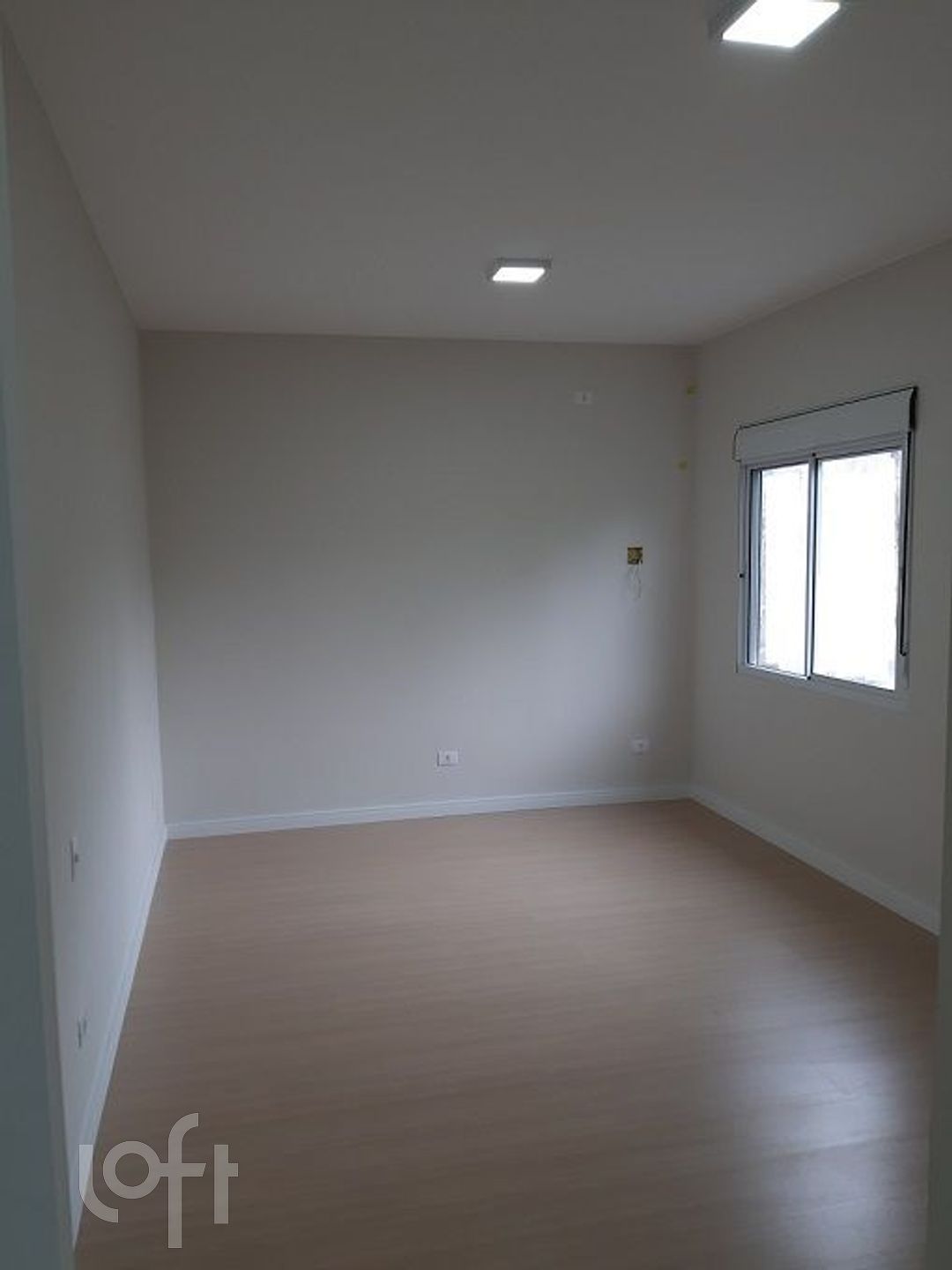 Casa à venda com 3 quartos, 245m² - Foto 8