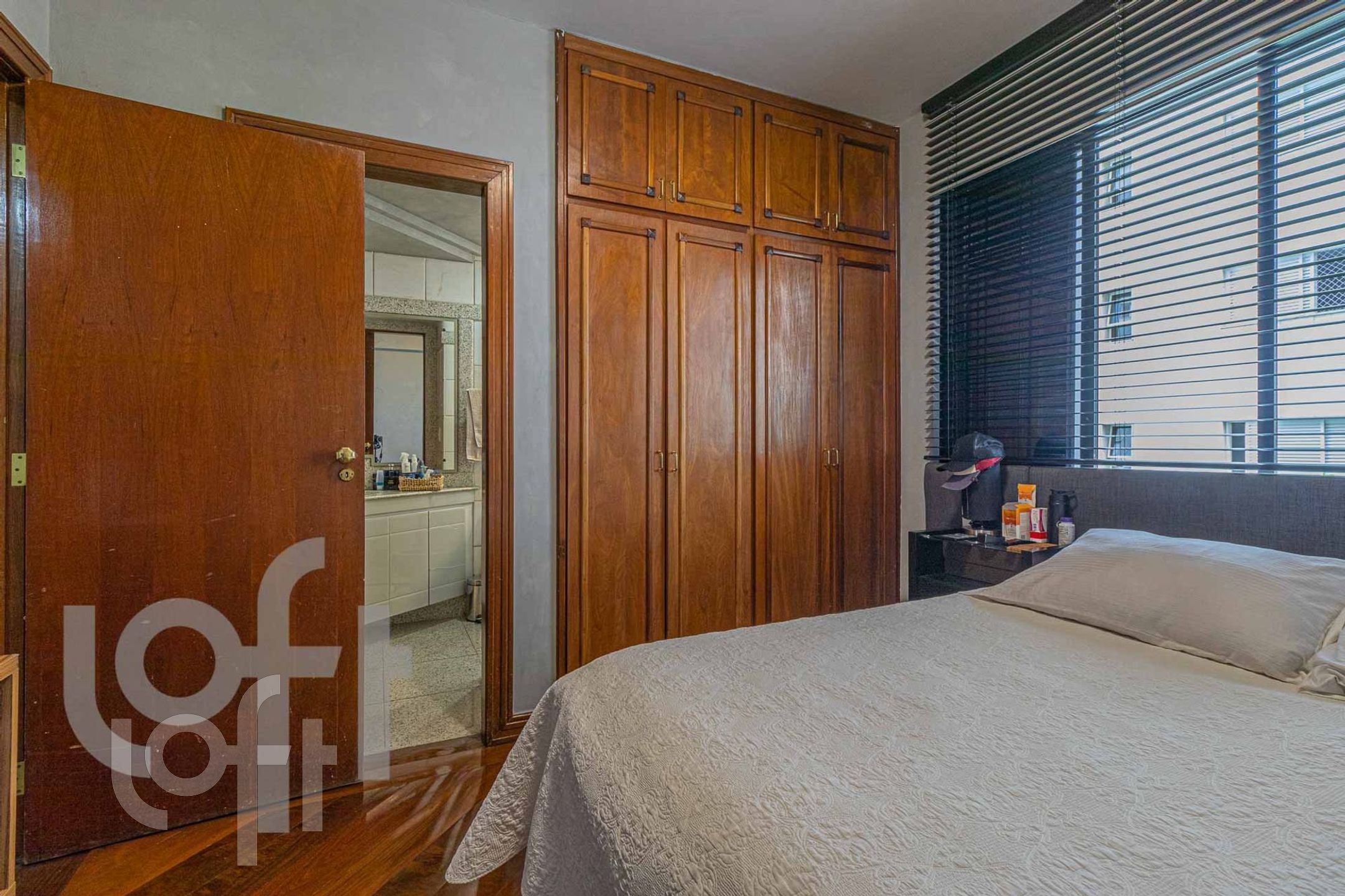 Apartamento à venda com 4 quartos, 300m² - Foto 10