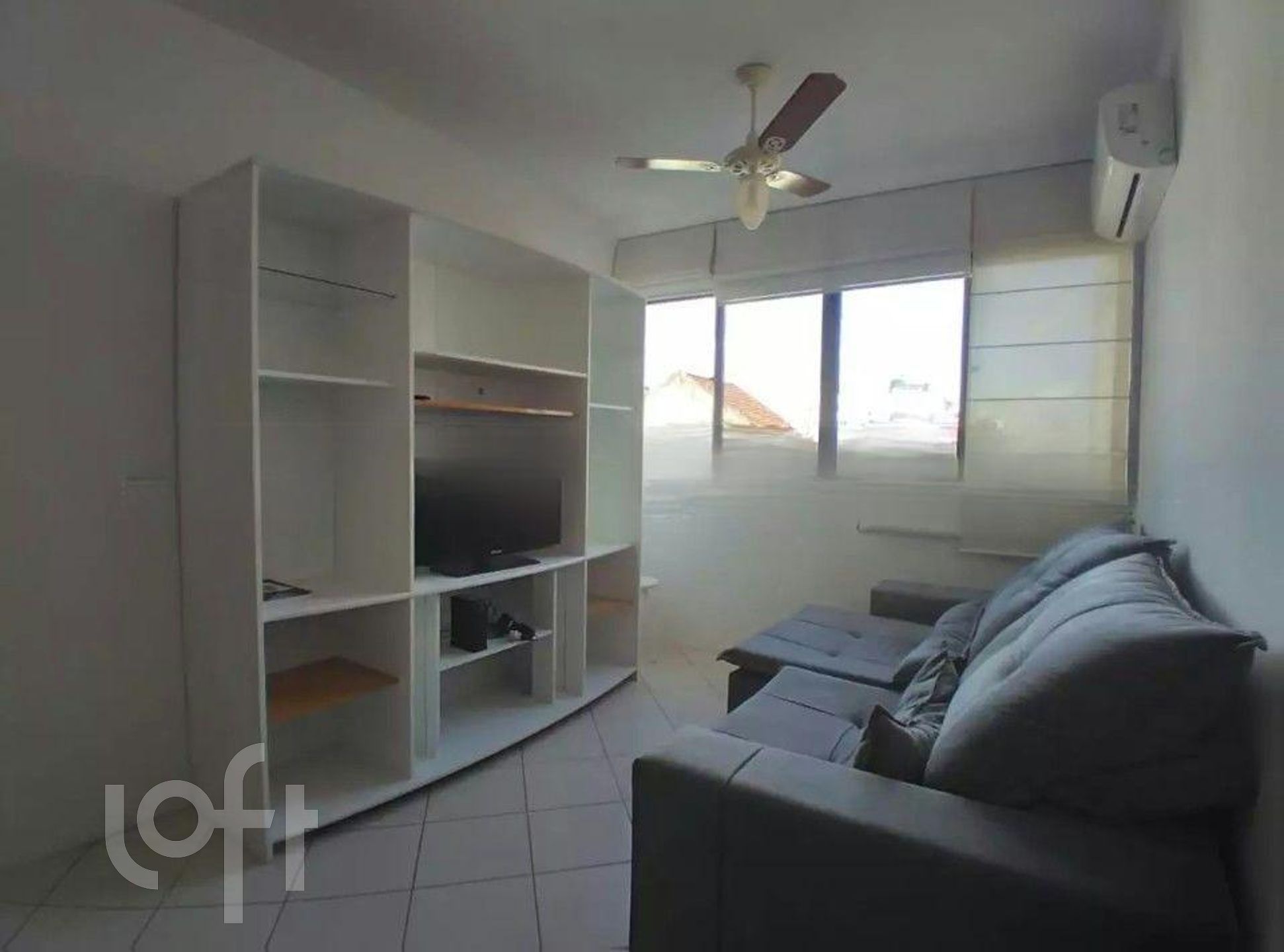 Apartamento com 54m², 2 dormitórios, 1 vaga, Santana em Porto Alegre