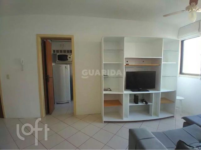 Apartamento com 54m², 2 dormitórios, 1 vaga, Santana em Porto Alegre