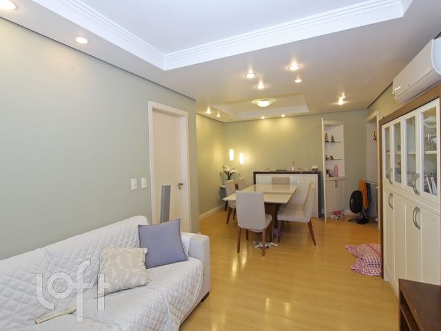 Apartamento com 105m², 3 dormitórios, 1 suíte, 2 vagas, Bela Vista em Porto Alegre