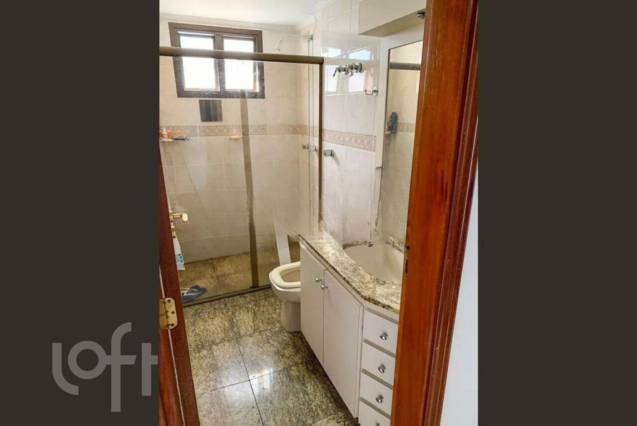 Apartamento à venda com 4 quartos, 200m² - Foto 32