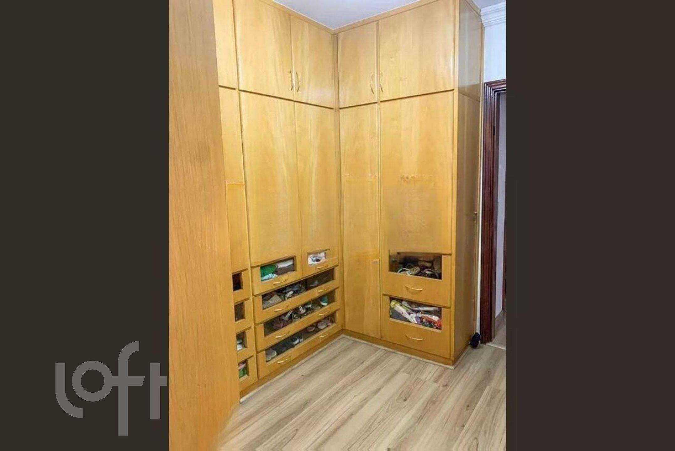 Apartamento à venda com 4 quartos, 200m² - Foto 26