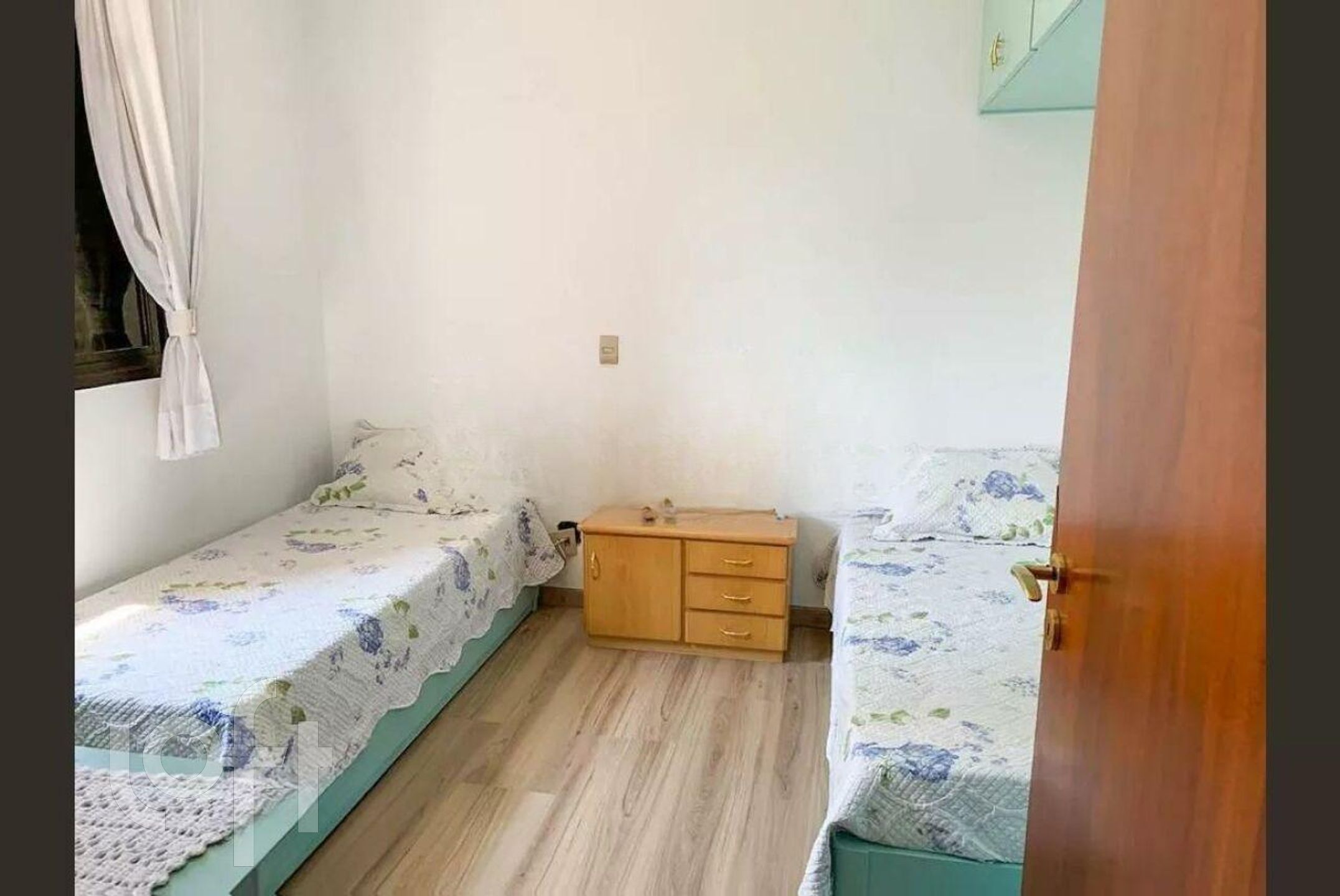 Apartamento à venda com 4 quartos, 200m² - Foto 17