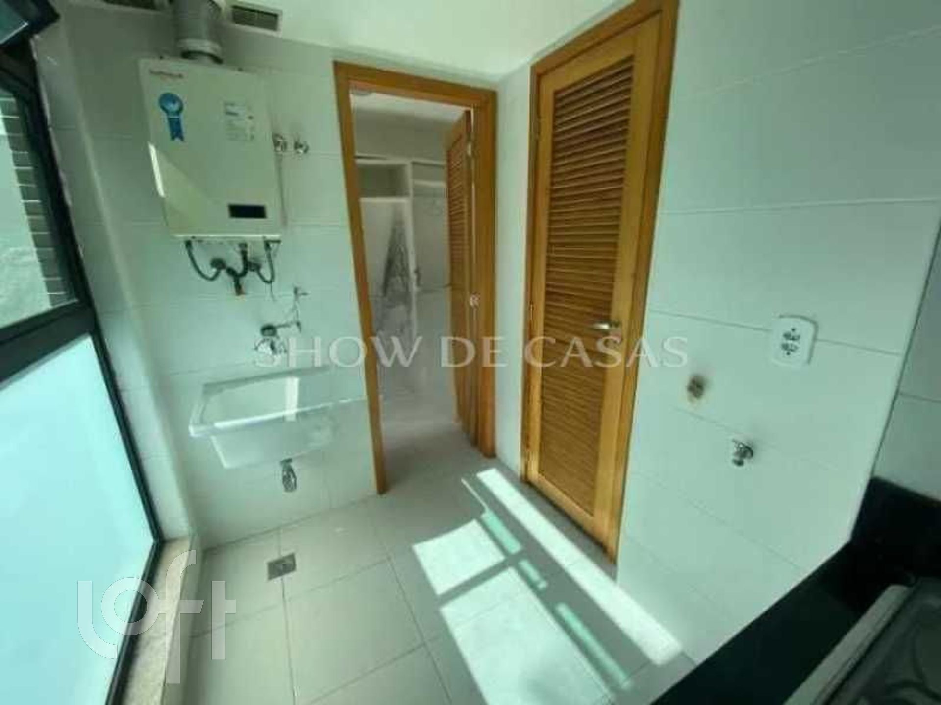 Apartamento à venda com 1 quarto, 271m² - Foto 13