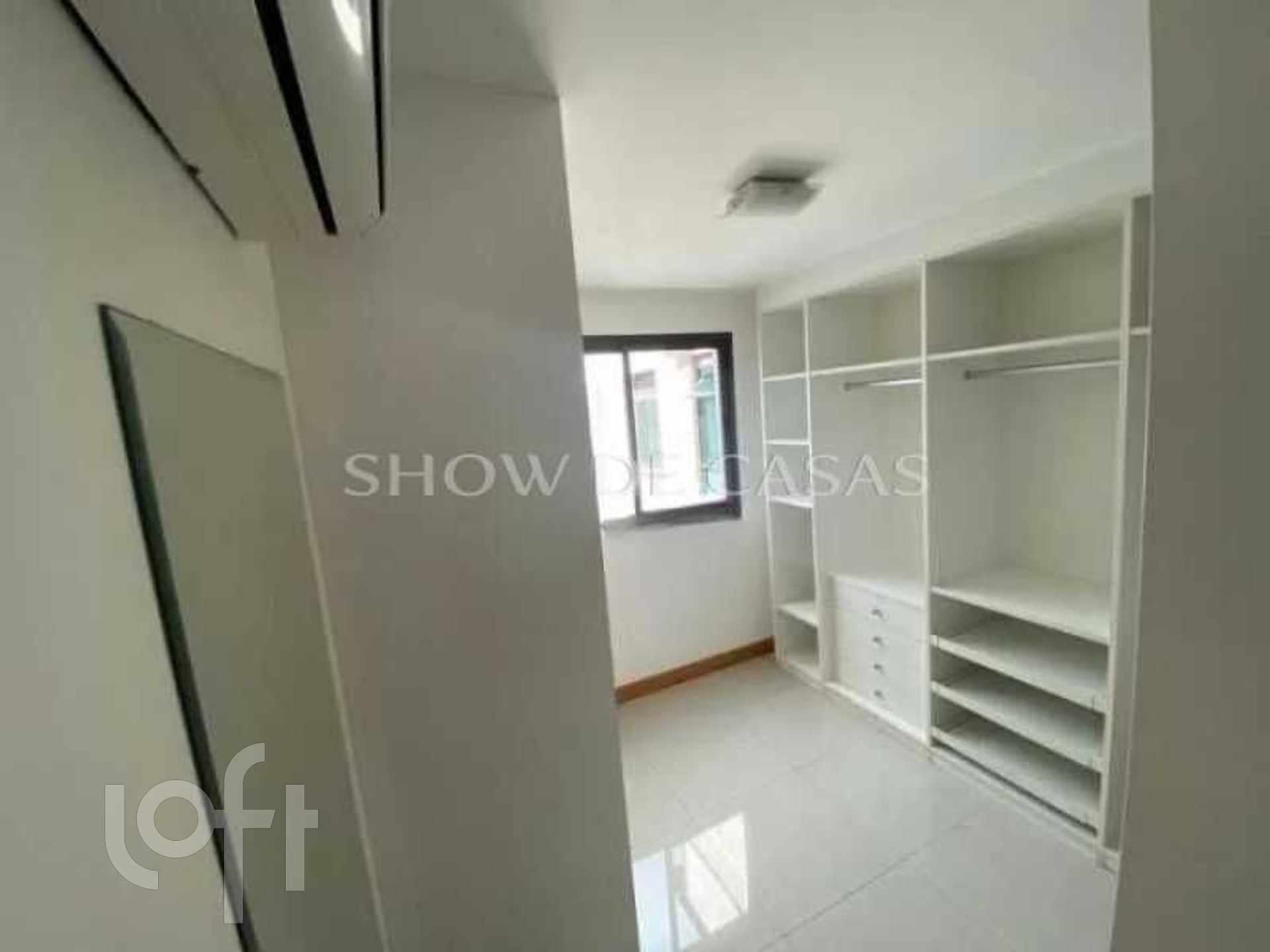 Apartamento à venda com 1 quarto, 271m² - Foto 6