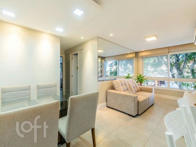 Apartamento com 64m², 2 dormitórios, 1 suíte, 2 vagas, Jardim Botânico em Porto Alegre