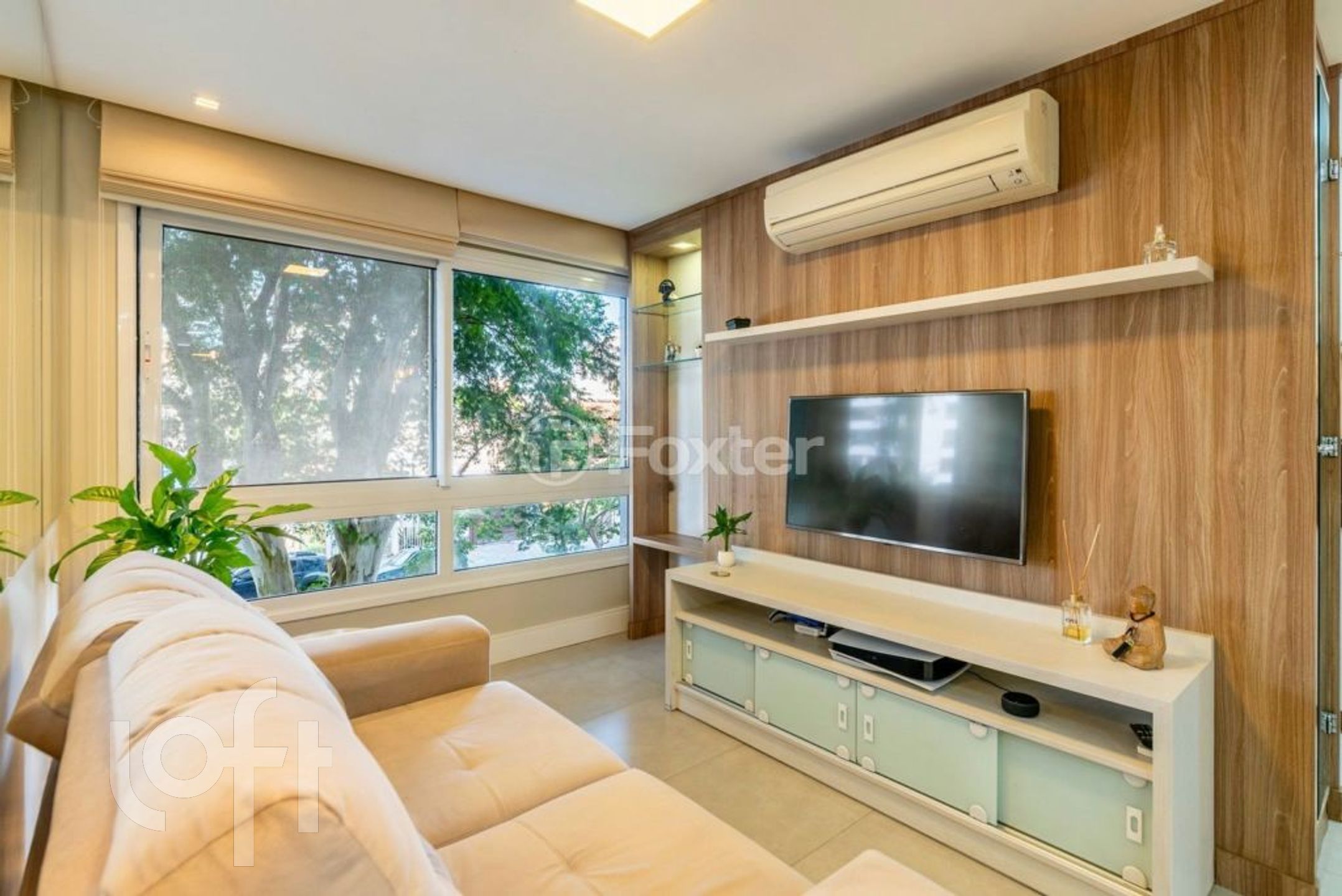 Apartamento com 64m², 2 dormitórios, 1 suíte, 2 vagas, Jardim Botânico em Porto Alegre