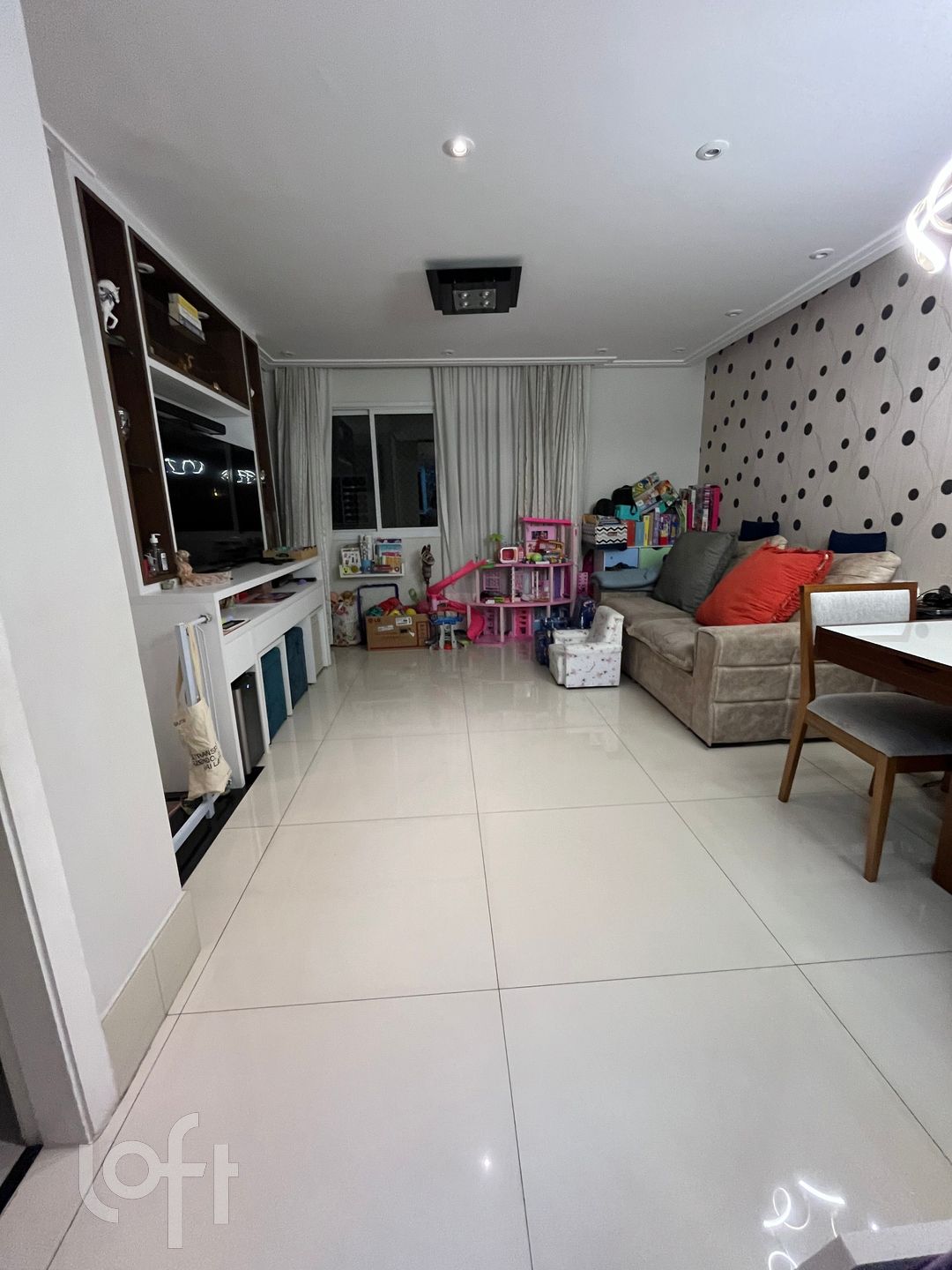 Casa de Condomínio à venda com 3 quartos, 140m² - Foto 2