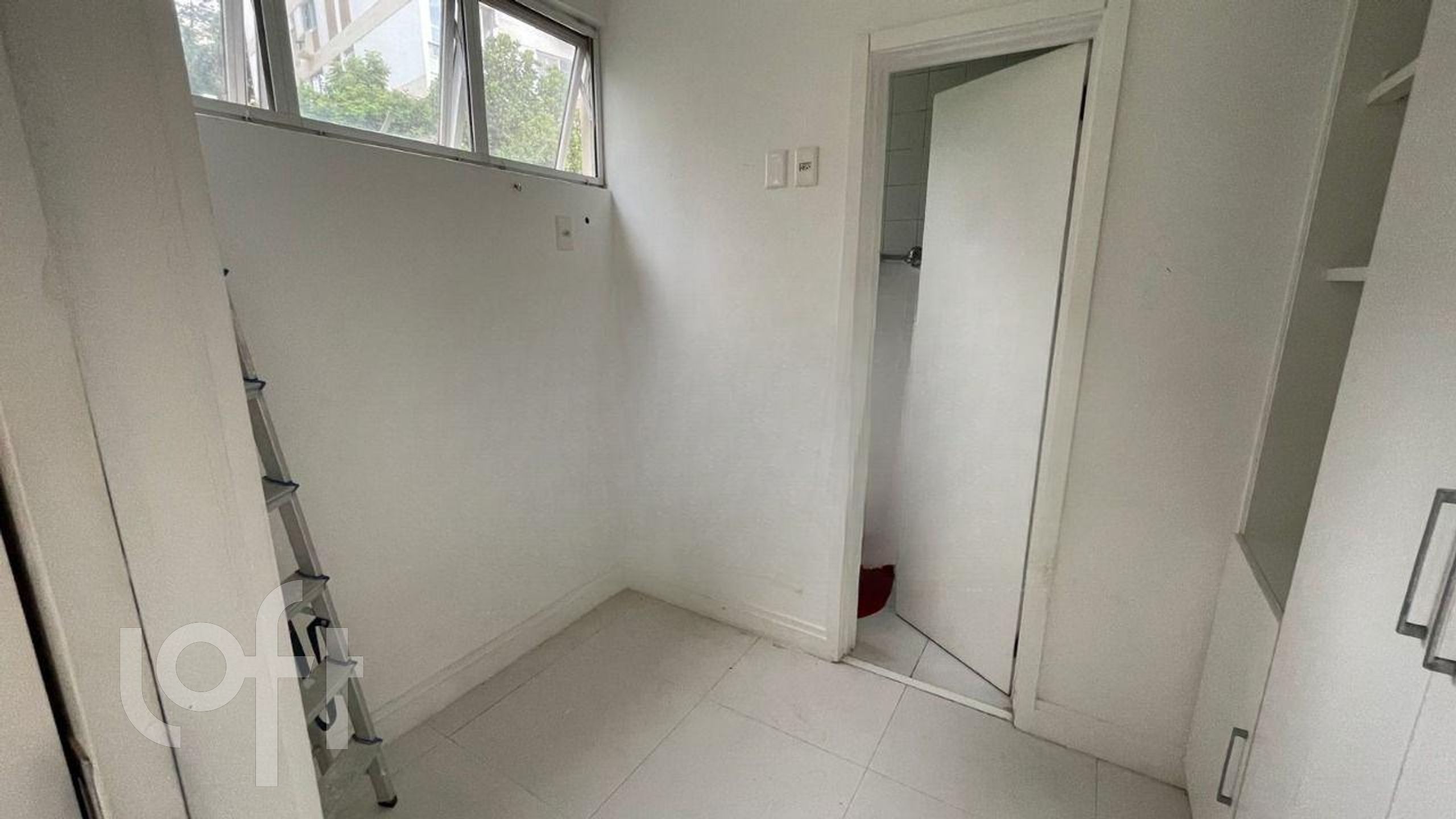 Apartamento à venda com 3 quartos, 300m² - Foto 43