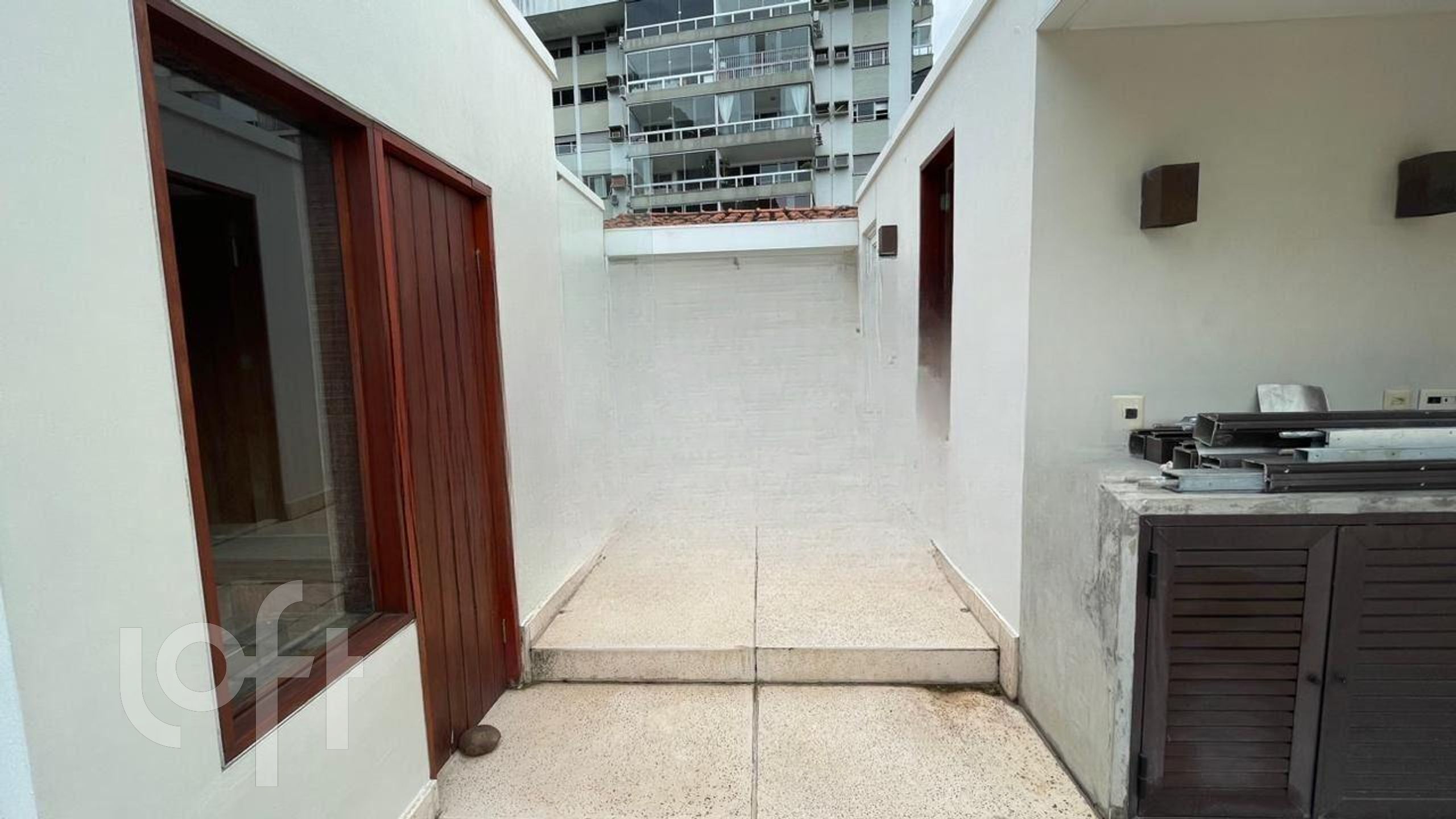 Apartamento à venda com 3 quartos, 300m² - Foto 21