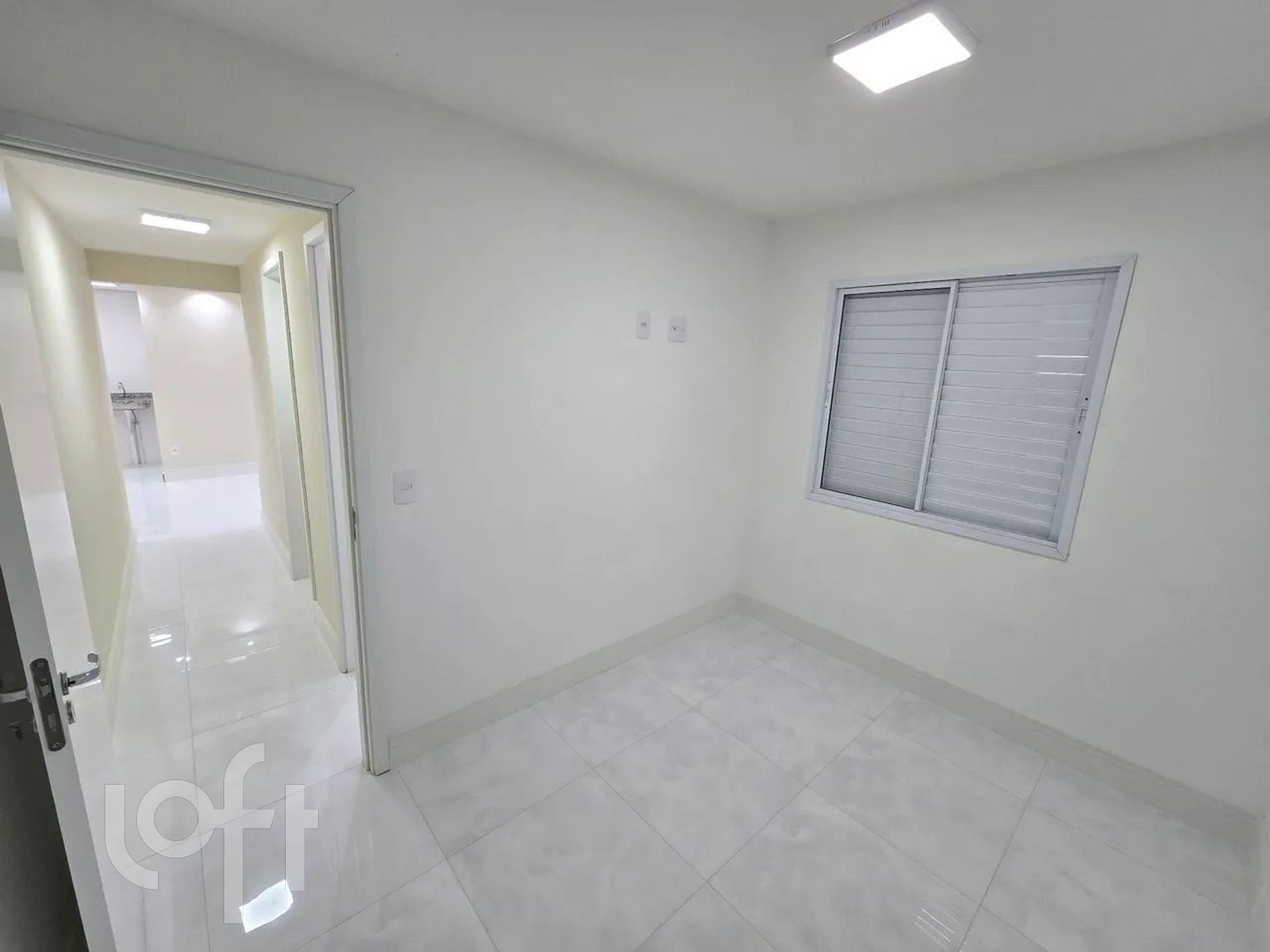 Apartamento à venda com 2 quartos, 90m² - Foto 7