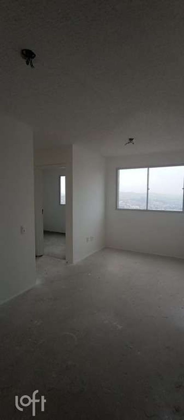 Apartamento à venda com 2 quartos, 43m² - Foto 2