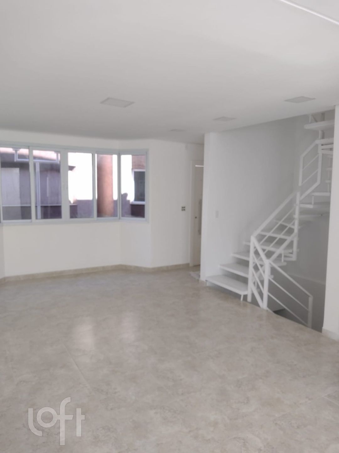 Casa à venda com 3 quartos, 240m² - Foto 35