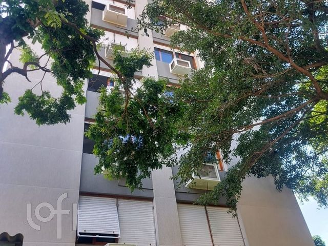 Apartamento com 80m², 2 dormitórios, 1 vaga, Menino Deus em Porto Alegre