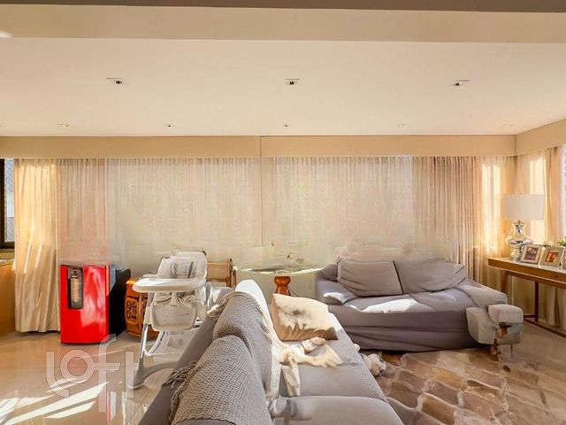 Apartamento com 125m², 3 dormitórios, 1 suíte, 3 vagas, Bela Vista em Porto Alegre