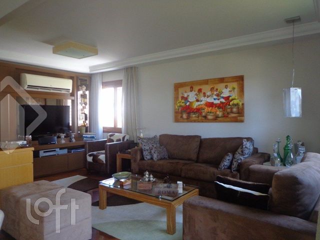 Apartamento com 139m², 3 dormitórios, 1 suíte, 2 vagas, Higienópolis em Porto Alegre