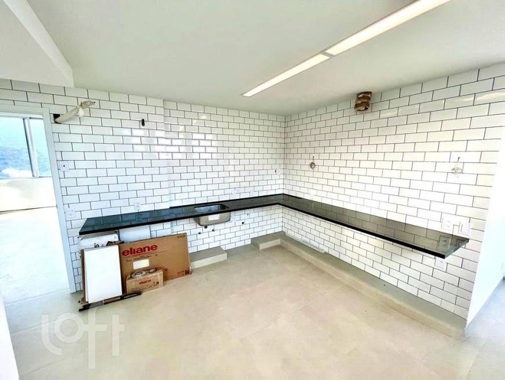 Apartamento à venda com 4 quartos, 200m² - Foto 6