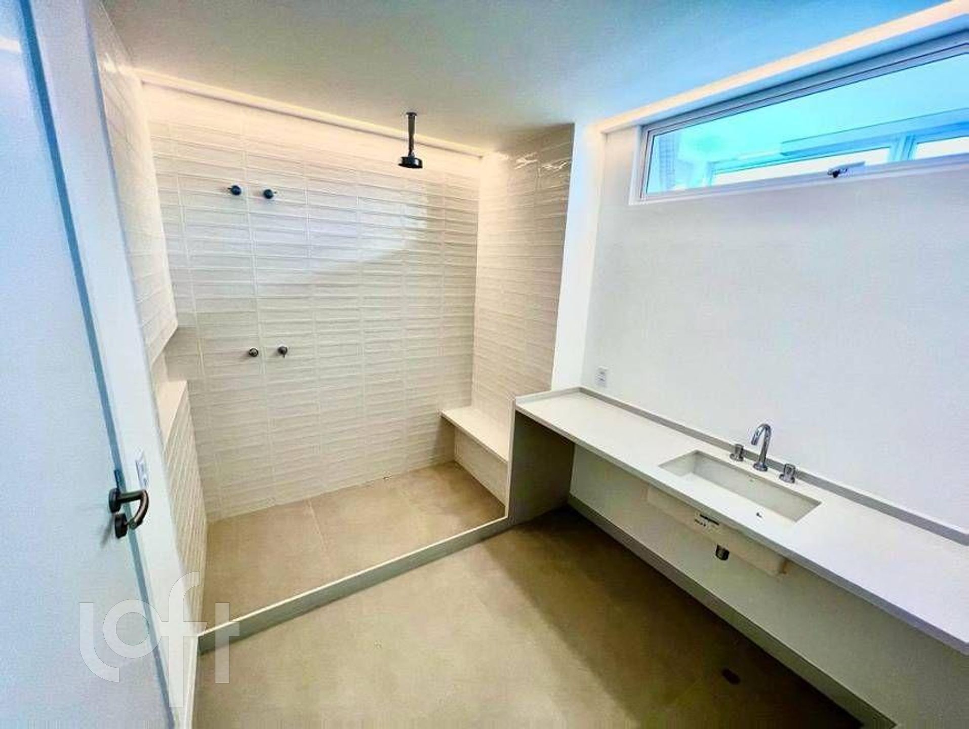 Apartamento à venda com 4 quartos, 200m² - Foto 7