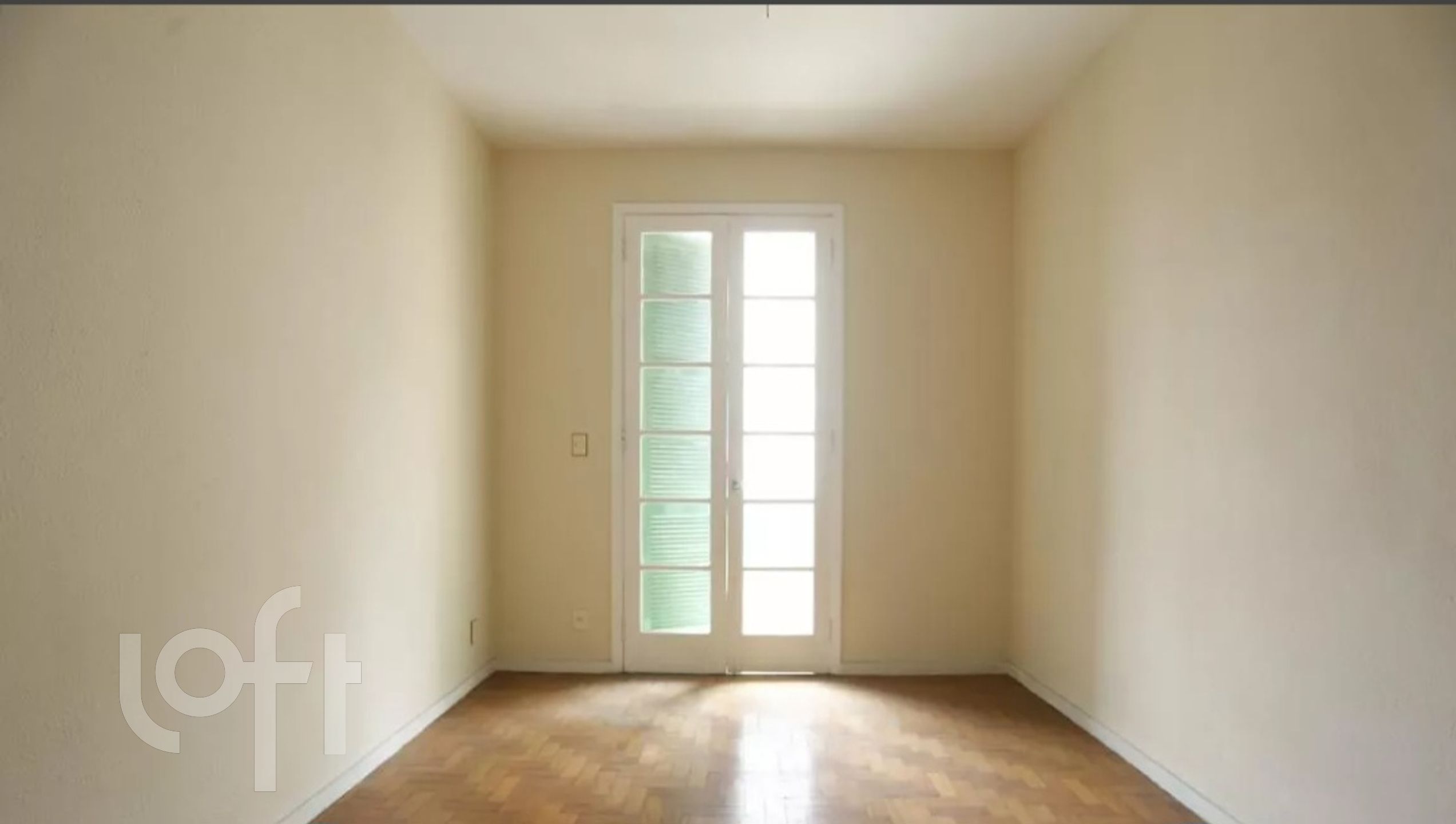 Apartamento à venda com 1 quarto, 50m² - Foto 2