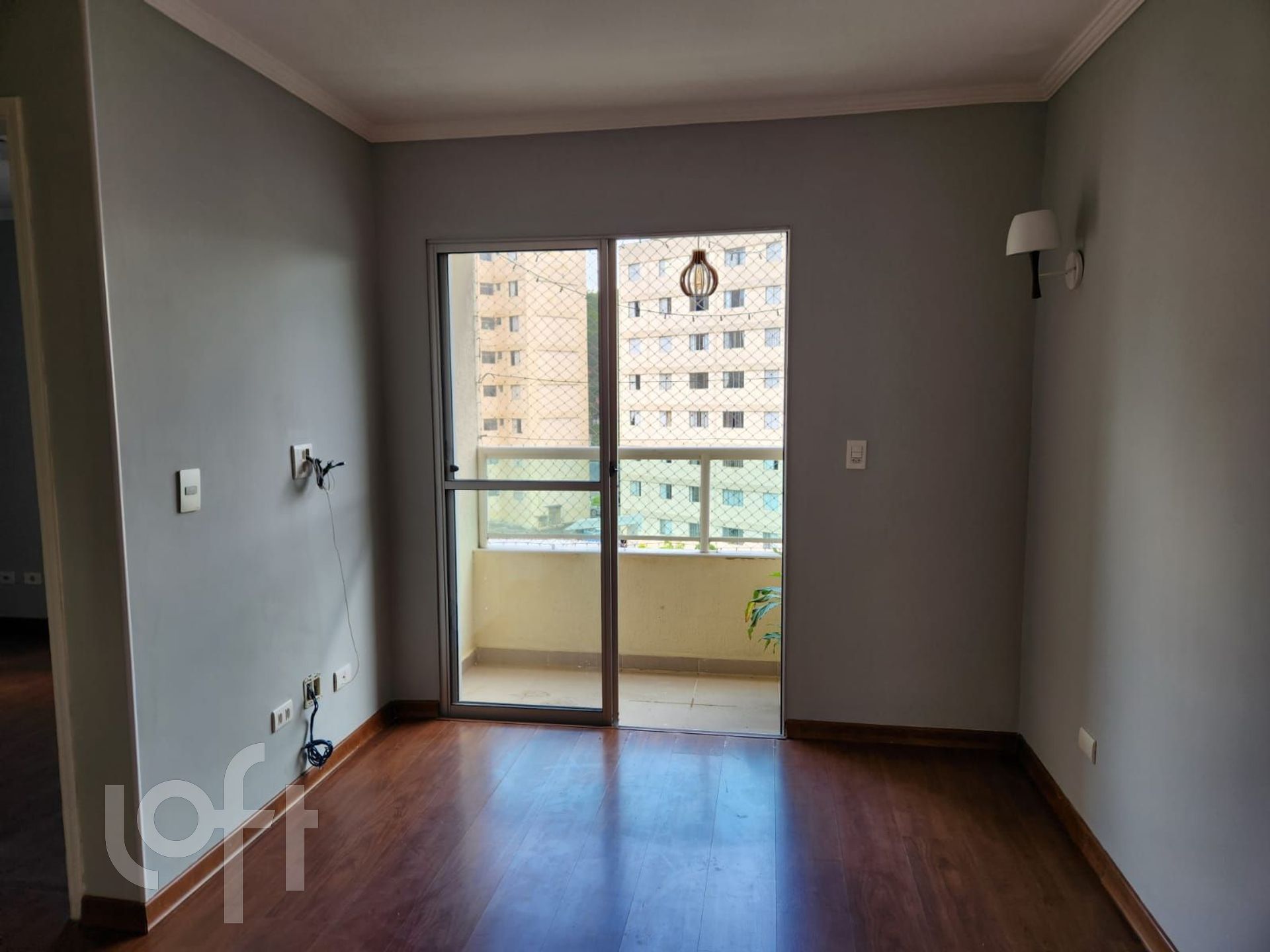 Apartamento à venda com 2 quartos, 58m² - Foto 2