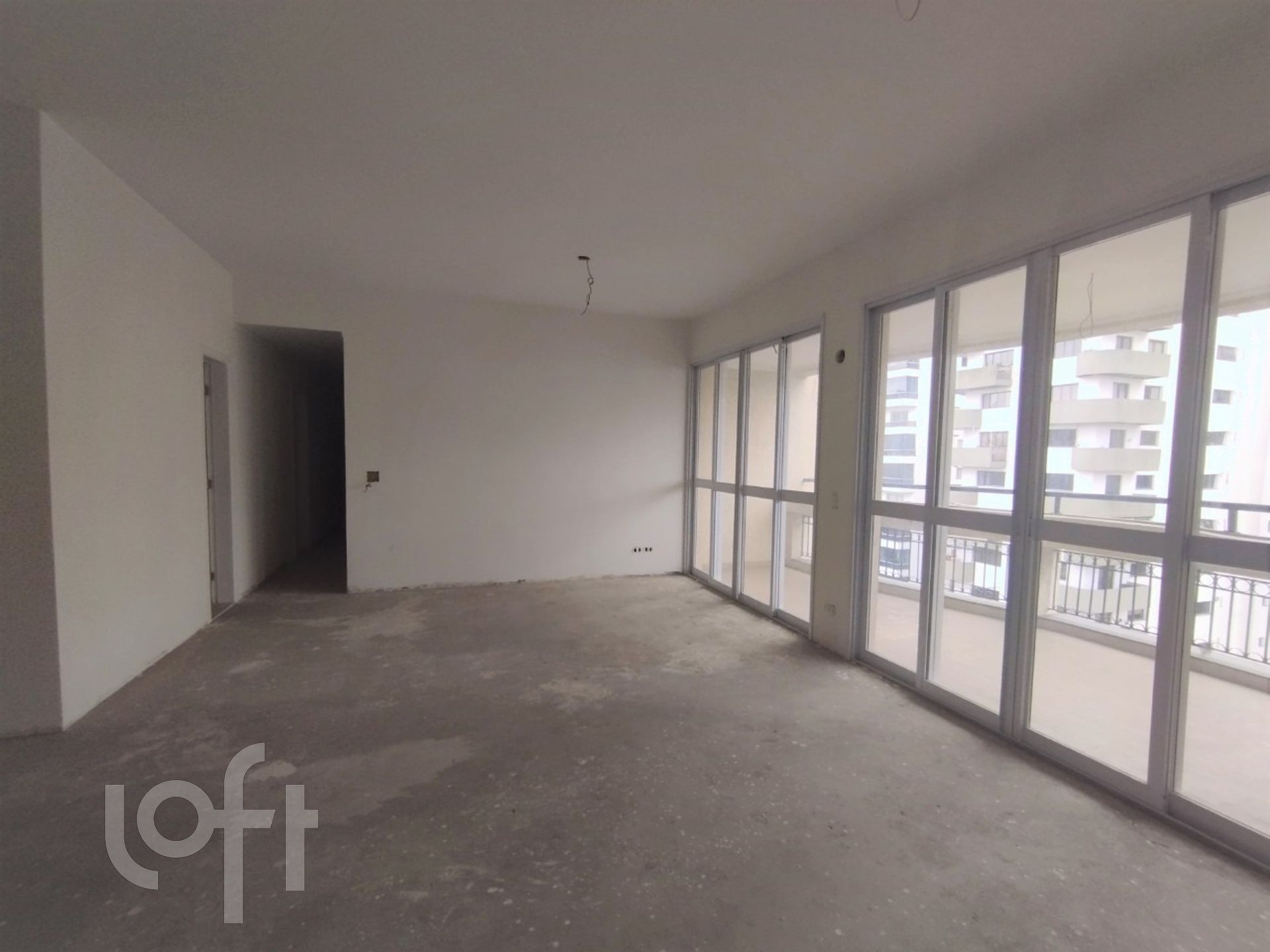 Apartamento à venda com 4 quartos, 161m² - Foto 3