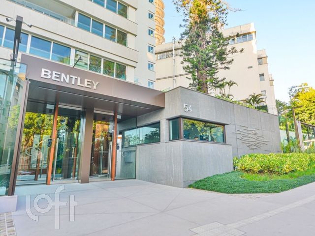 Apartamento com 257m², 4 dormitórios, 4 suítes, 4 vagas, Bela Vista em Porto Alegre