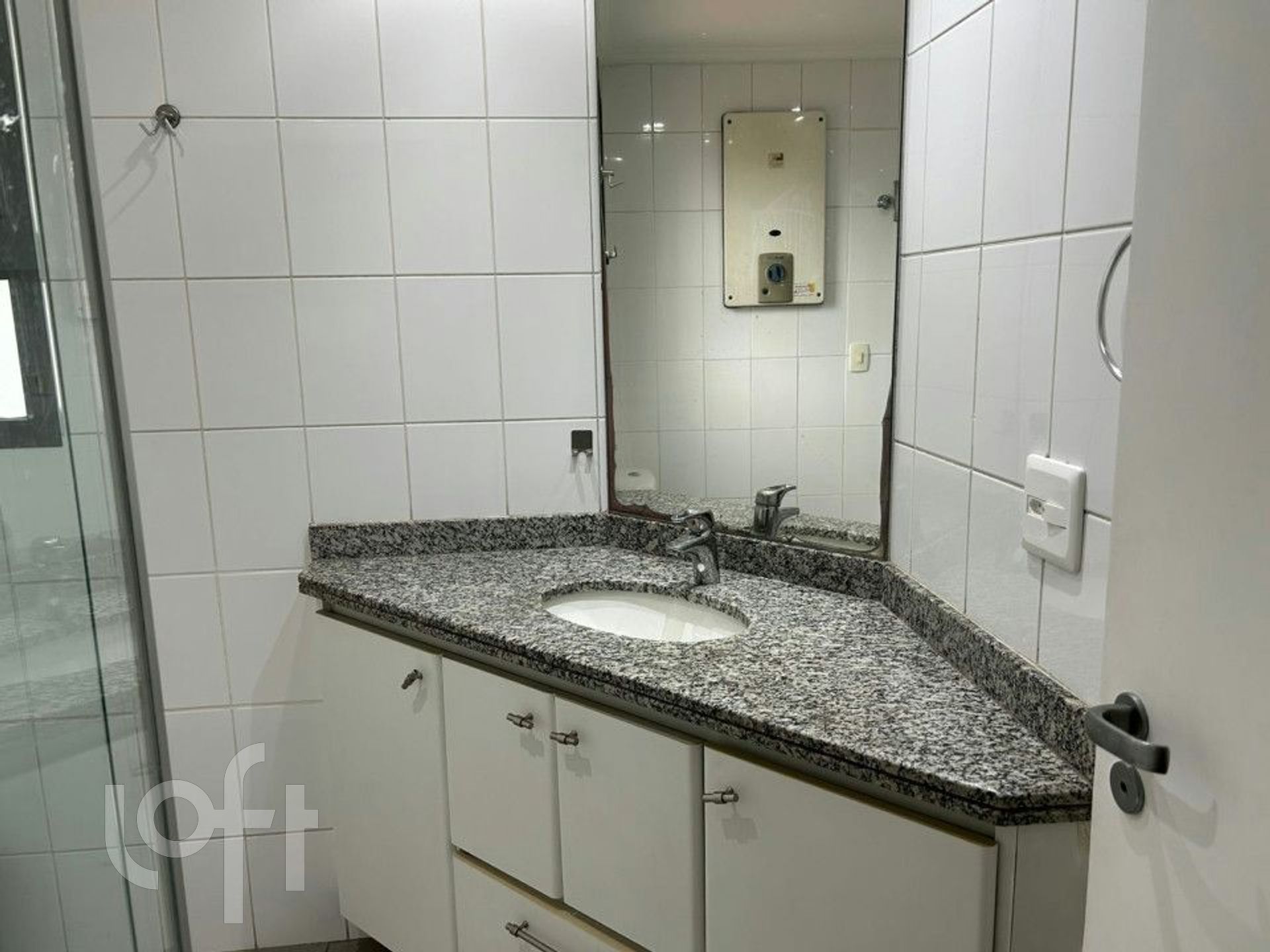 Apartamento à venda com 1 quarto, 43m² - Foto 11