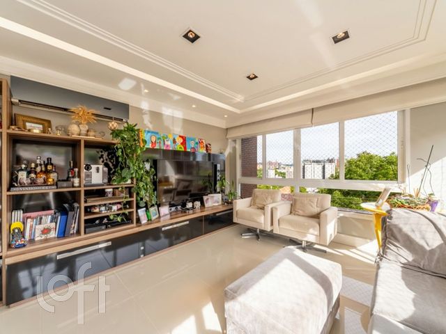 Apartamento com 105m², 3 dormitórios, 1 suíte, 2 vagas, Boa Vista em Porto Alegre