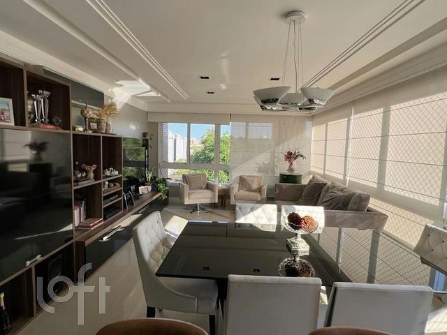 Apartamento com 105m², 3 dormitórios, 1 suíte, 2 vagas, Boa Vista em Porto Alegre