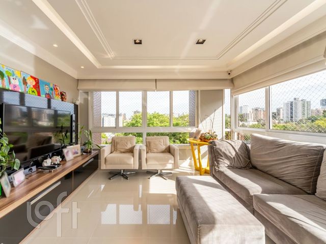 Apartamento com 105m², 3 dormitórios, 1 suíte, 2 vagas, Boa Vista em Porto Alegre