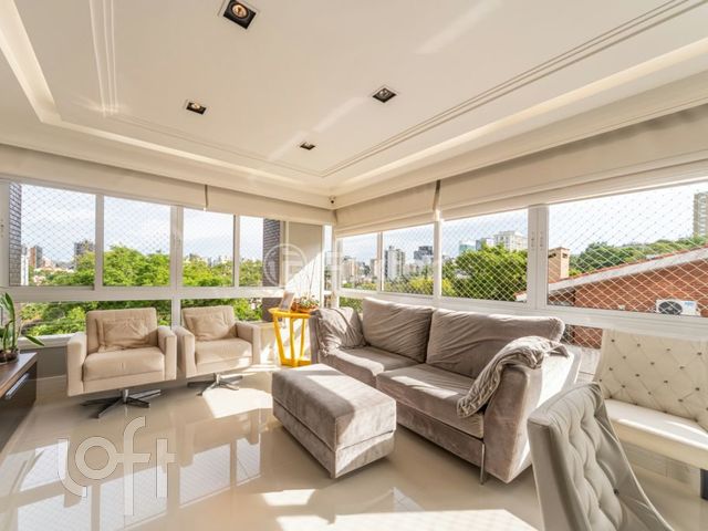 Apartamento com 105m², 3 dormitórios, 1 suíte, 2 vagas, Boa Vista em Porto Alegre