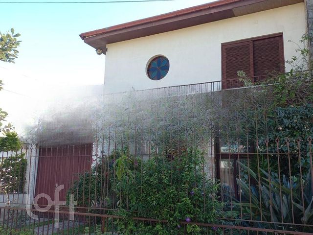 Casa com 250m², 4 dormitórios, 1 suíte, 3 vagas, São João em Porto Alegre