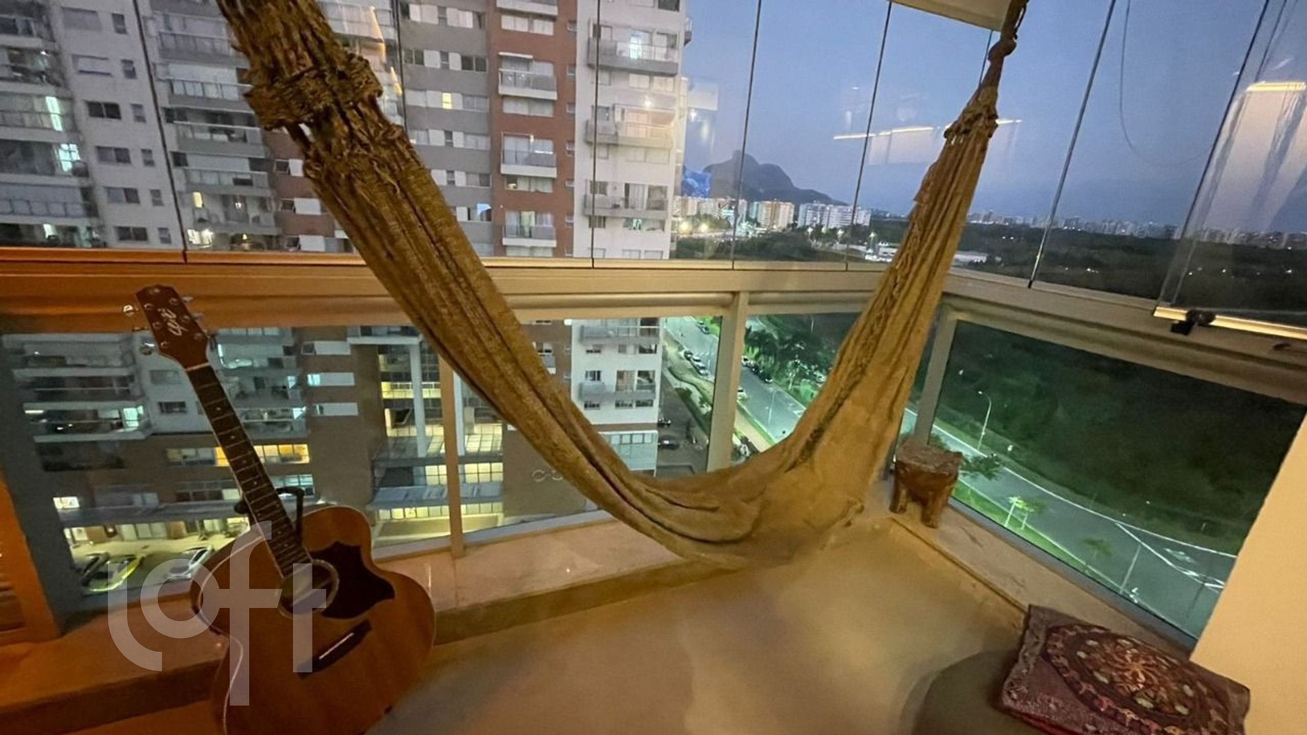 Apartamento à venda com 2 quartos, 77m² - Foto 7