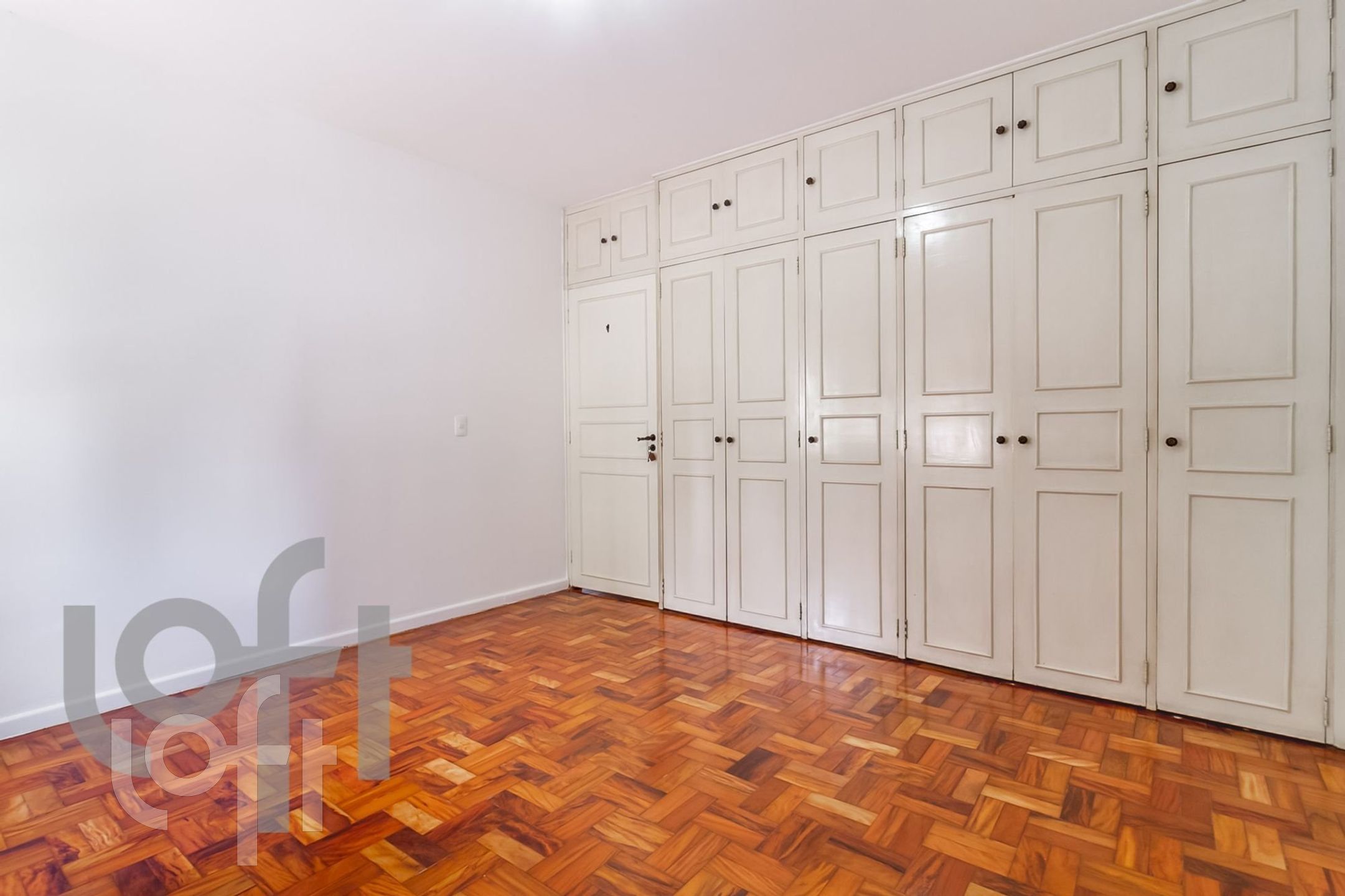 Apartamento à venda com 3 quartos, 230m² - Foto 6