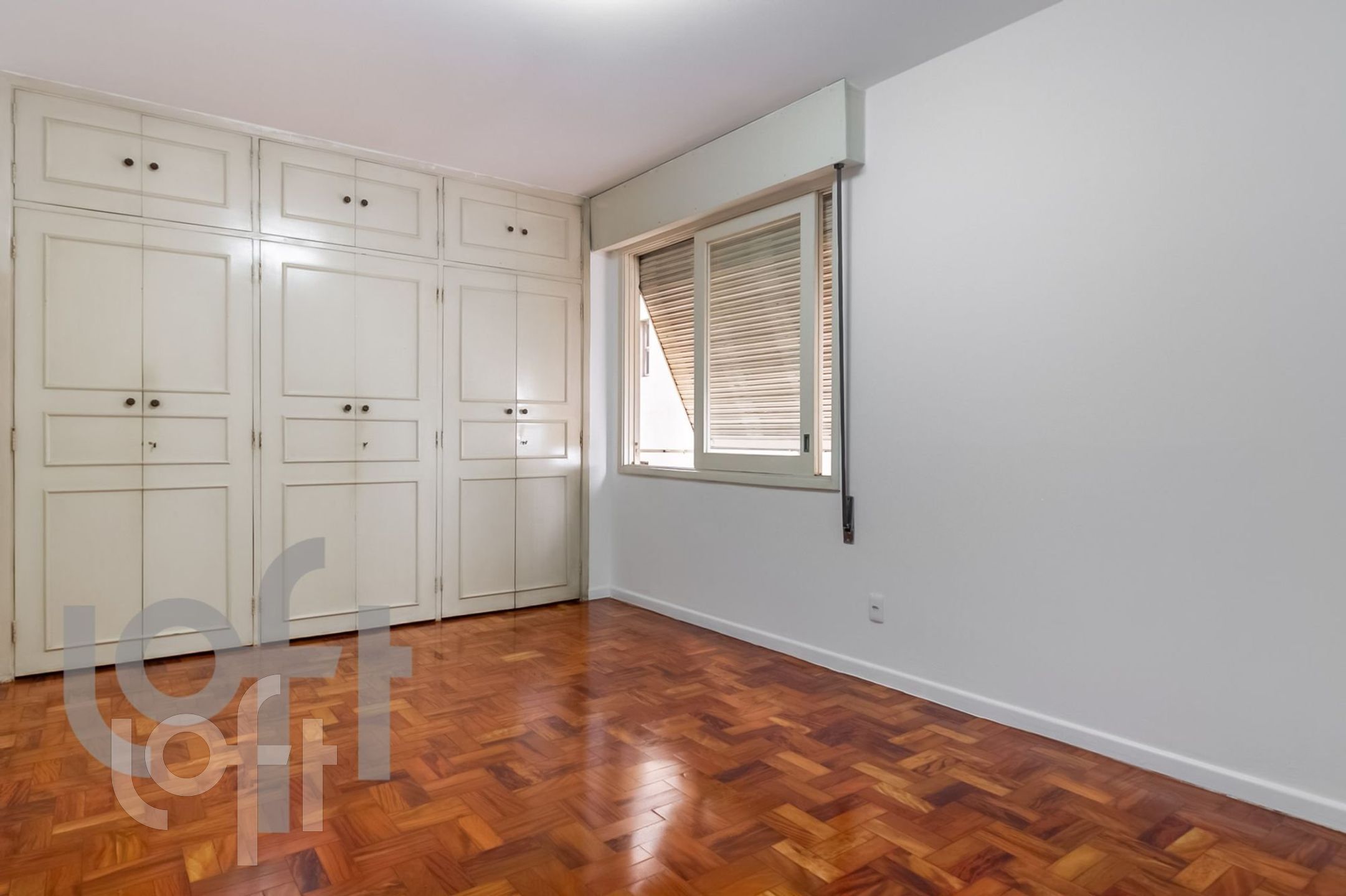 Apartamento à venda com 3 quartos, 230m² - Foto 9